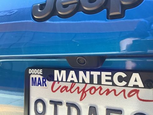 Used 2021 Jeep Cherokee Latitude Lux 80th Anniv w/ Quick Order Package 26U 80TH image 29