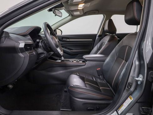 Used 2025 Nissan Altima 2.5 SR image 9