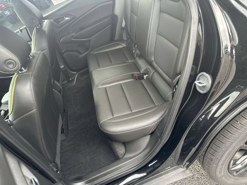 Used 2024 Chevrolet Trax ACTIV w/ Sunroof Package FWD image 26