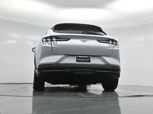 Used 2022 Ford Mustang Mach-E Premium image 51