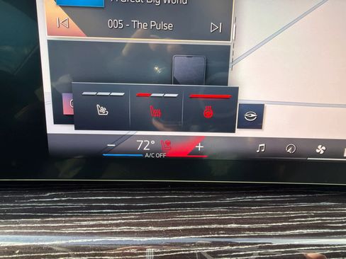 New 2026 BMW X5 xDrive40i w/ M Sport Package image 31