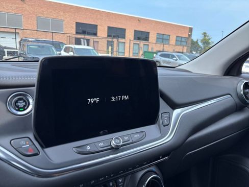 Used 2024 Chevrolet Blazer LT FWD image 20
