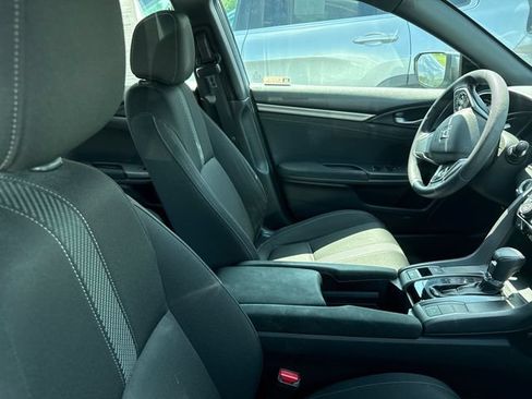 Used 2018 Honda Civic EX image 7