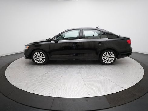 Used 2015 Volkswagen Jetta SE image 23