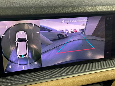 Certified 2026 Porsche Cayenne AWD/4WD image 24