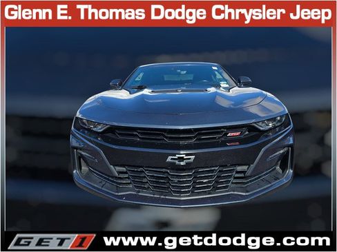 Used 2019 Chevrolet Camaro SS image 2