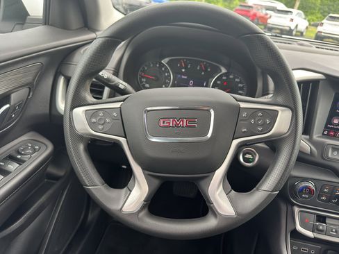 Used 2022 GMC Terrain SLE w/ Driver Convenience Package FWD image 19