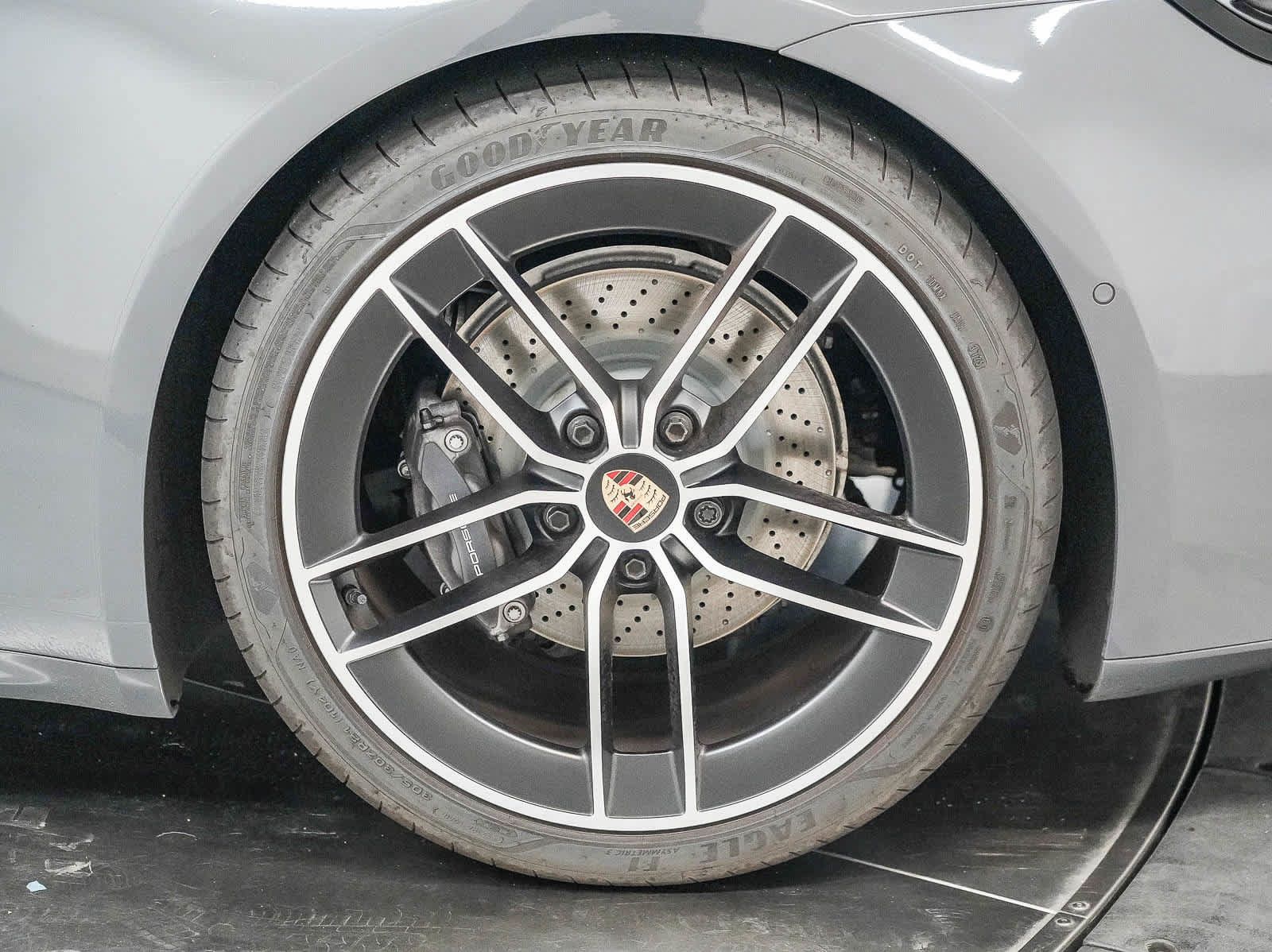Certified 2025 Porsche 911 Carrera RWD image 14