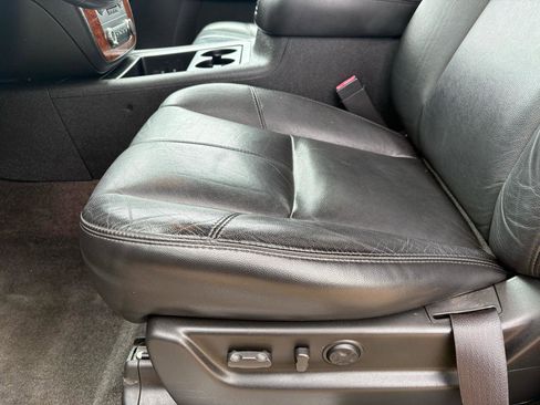 Used 2007 Chevrolet Avalanche LT w/ LT Preferred Equipment Group image 67