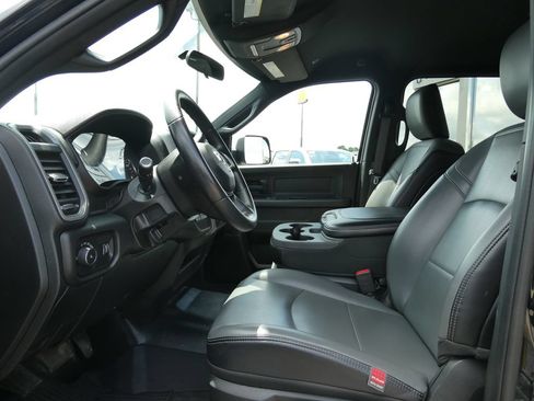 Used 2021 RAM 2500 Tradesman w/ Chrome Appearance Group AWD/4WD image 20