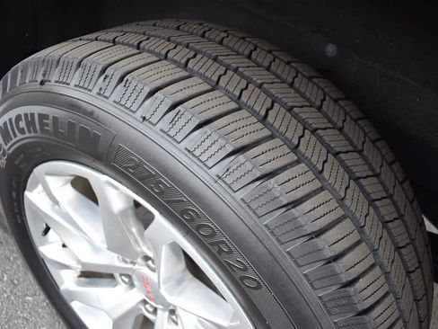 Used 2019 GMC Sierra 1500 SLT w/ SLT Premium Plus Package image 35