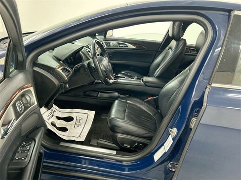 Used 2019 Lincoln MKZ Reserve image 9