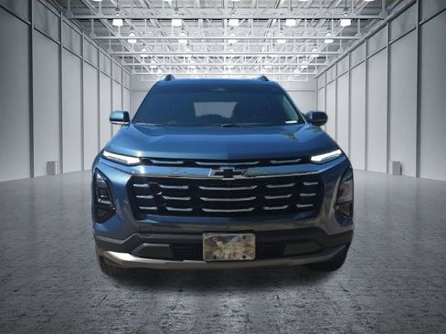 Used 2025 Chevrolet Equinox LT w/ Convenience Package II AWD/4WD image 9