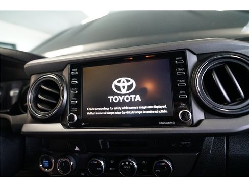 Used 2023 Toyota Tacoma TRD Off-Road w/ Technology Package AWD/4WD image 21
