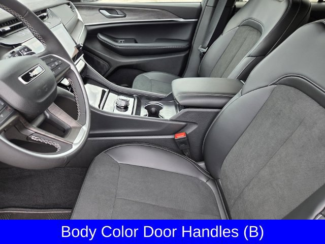 New 2026 Jeep Grand Cherokee Altitude RWD image 23