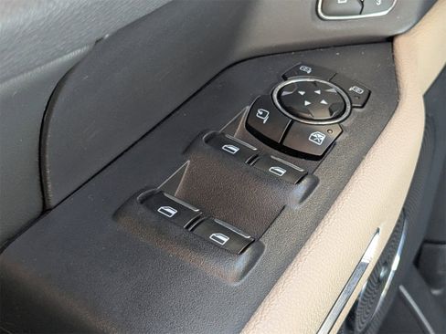 Used 2024 Ford Expedition Max Limited image 27