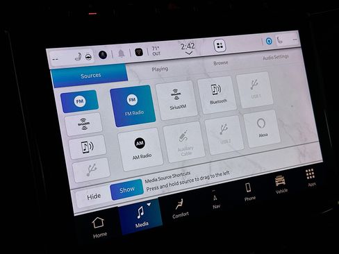 Used 2024 Jeep Grand Cherokee L Limited w/ Luxury Tech Group II image 21