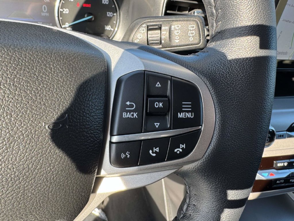 Used 2023 Ford Explorer XLT w/ Equipment Group 202A AWD/4WD image 22