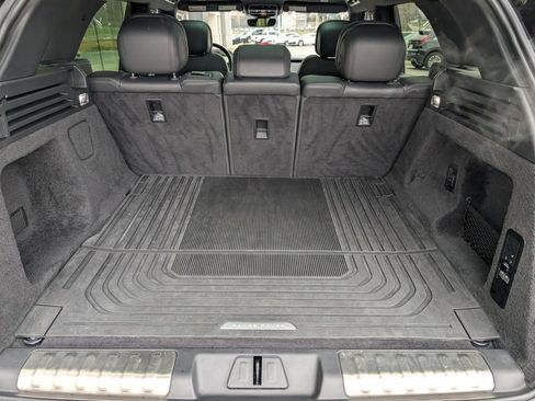 Used 2023 Land Rover Range Rover Sport SE Dynamic image 28