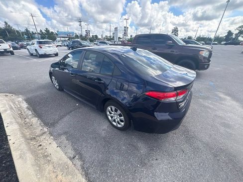 Used 2025 Toyota Corolla LE w/ Convenience Package FWD image 22