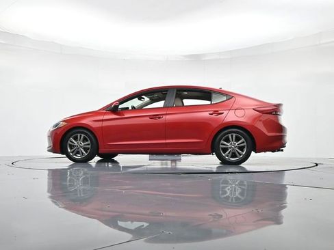 Used 2017 Hyundai Elantra Value Edition image 37