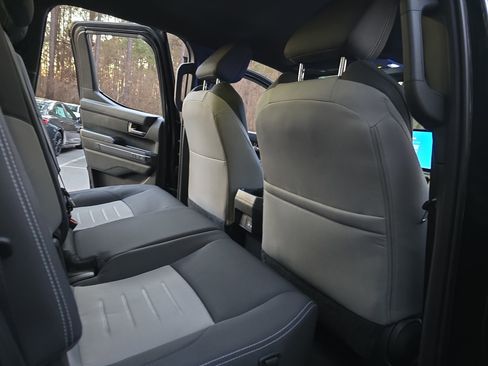 Certified 2025 Toyota Tacoma TRD Sport image 11