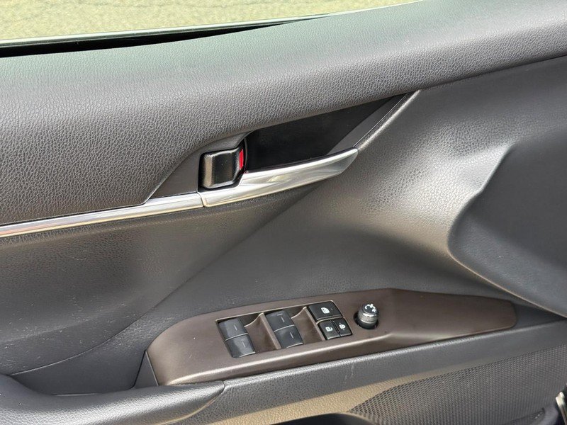 Used 2024 Toyota Camry LE FWD image 18
