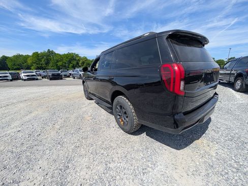Used 2025 Ford Expedition Tremor AWD/4WD image 4