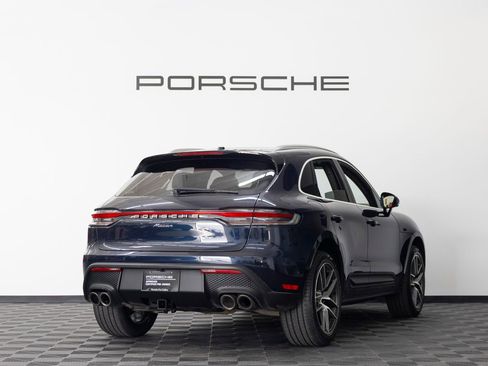 Certified 2023 Porsche Macan Base image 7