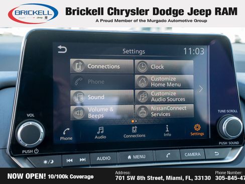 Used 2025 Nissan Rogue SV image 34