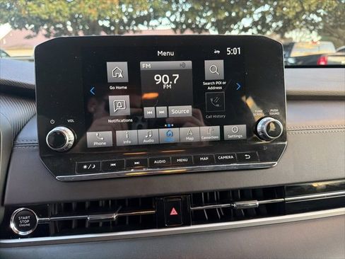 Used 2024 Mitsubishi Outlander SE Black Edition image 28