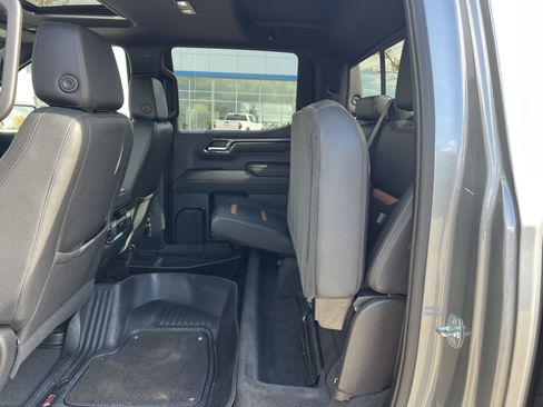 Used 2023 GMC Sierra 1500 AT4 w/ AT4 Premium Package image 12