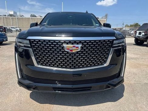 Used 2024 Cadillac Escalade Premium Luxury w/ Performance Package AWD/4WD image 6
