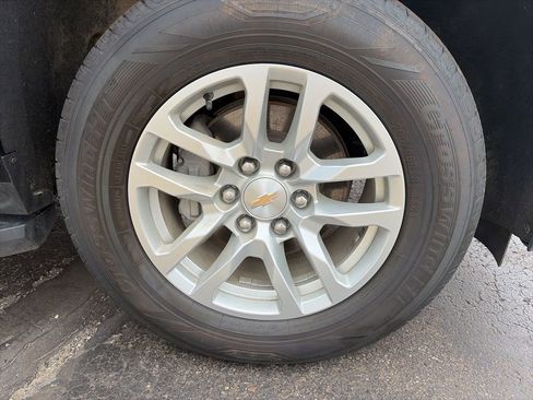 Used 2024 Chevrolet Tahoe LT AWD/4WD image 6