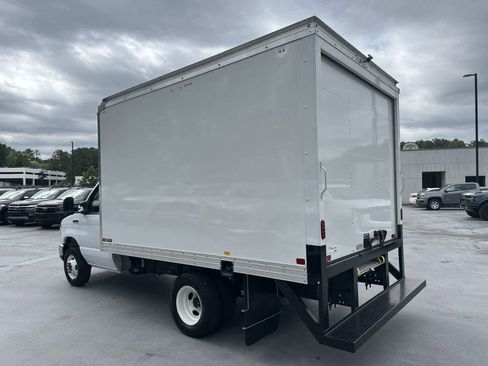 New 2025 Ford E-350 and Econoline 350 Super Duty w/ Power Equipment Group RWD image 5