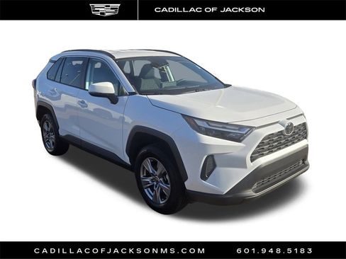 Used 2023 Toyota RAV4 XLE image 22