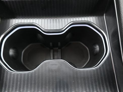 New 2025 Jeep Grand Cherokee Altitude image 9