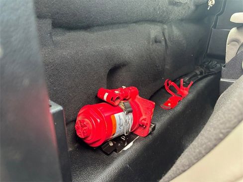 Used 2017 Ford F550 2WD Regular Cab Super Duty image 39