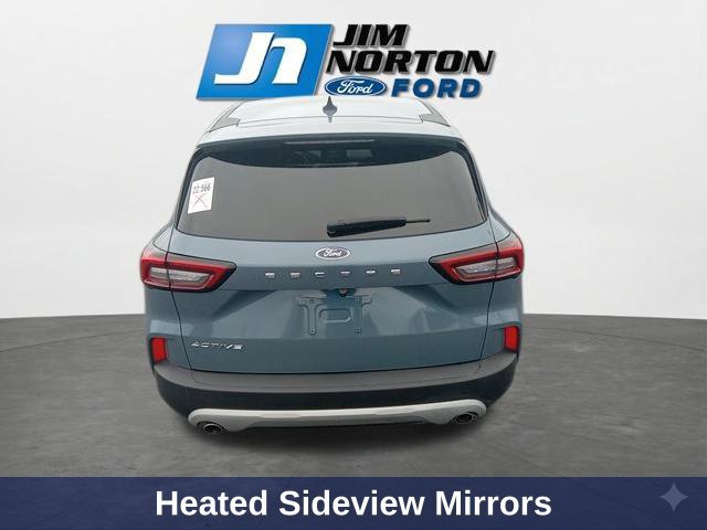 Used 2025 Ford Escape Active w/ Cold Weather Package FWD image 9