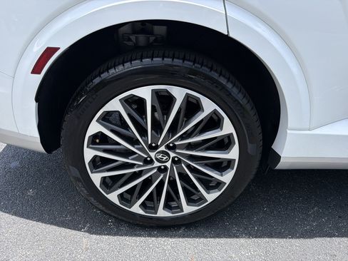 Used 2026 Hyundai Palisade Calligraphy FWD image 18