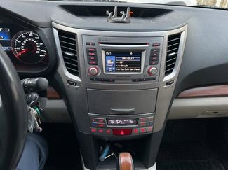 Used 2014 Subaru Outback 2.5i Limited w/ Moonroof Package video 3