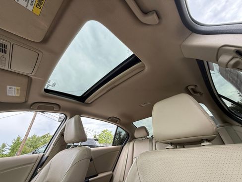 Used 2016 Honda Accord Touring image 23