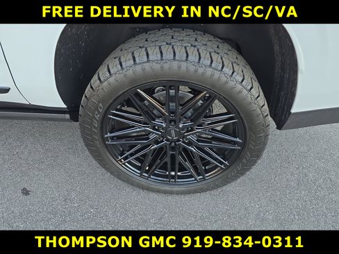 New 2026 GMC Yukon XL Denali w/ Sun & Power Step Package image 33