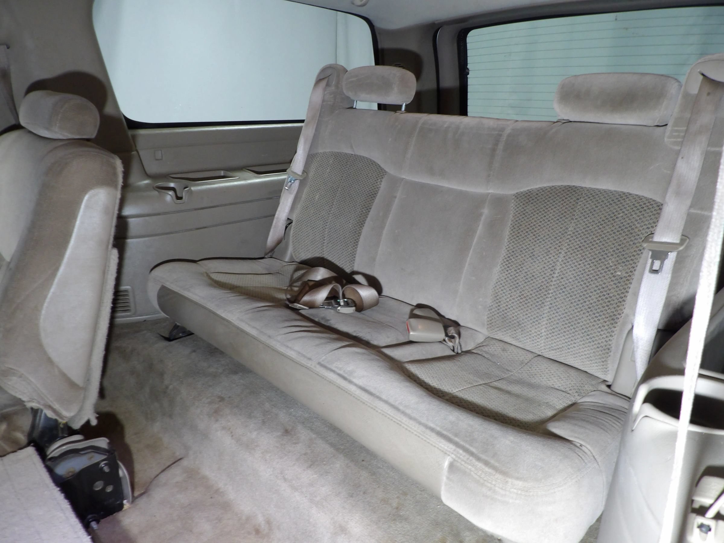 Used 2004 GMC Yukon XL SLE RWD image 12