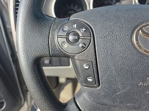 Used 2010 Toyota Tundra 2WD CrewMax image 23