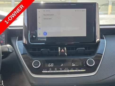 Used 2024 Toyota Corolla LE FWD image 27