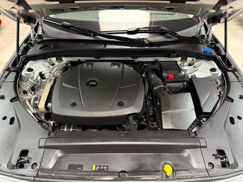 Used 2017 Volvo S90 T6 Momentum w/ Vision Package AWD/4WD image 35