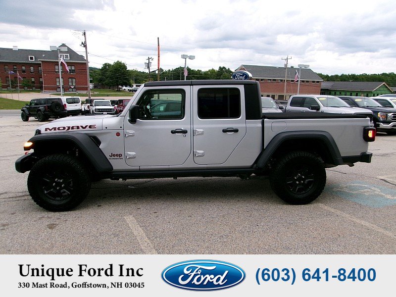 Used 2022 Jeep Gladiator Mojave w/ Cold Weather Group AWD/4WD image 5