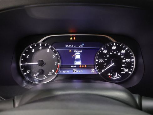 Used 2024 Nissan Frontier SV AWD/4WD image 37
