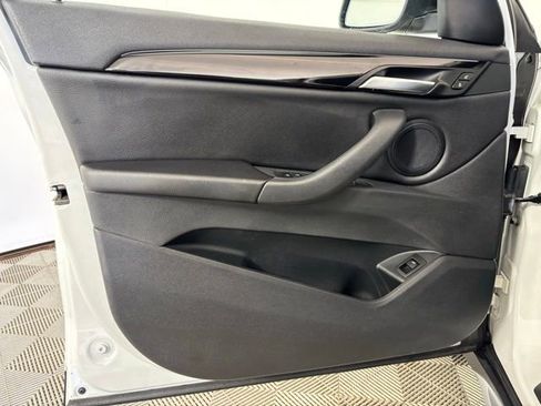 Used 2018 BMW X1 xDrive28i image 10